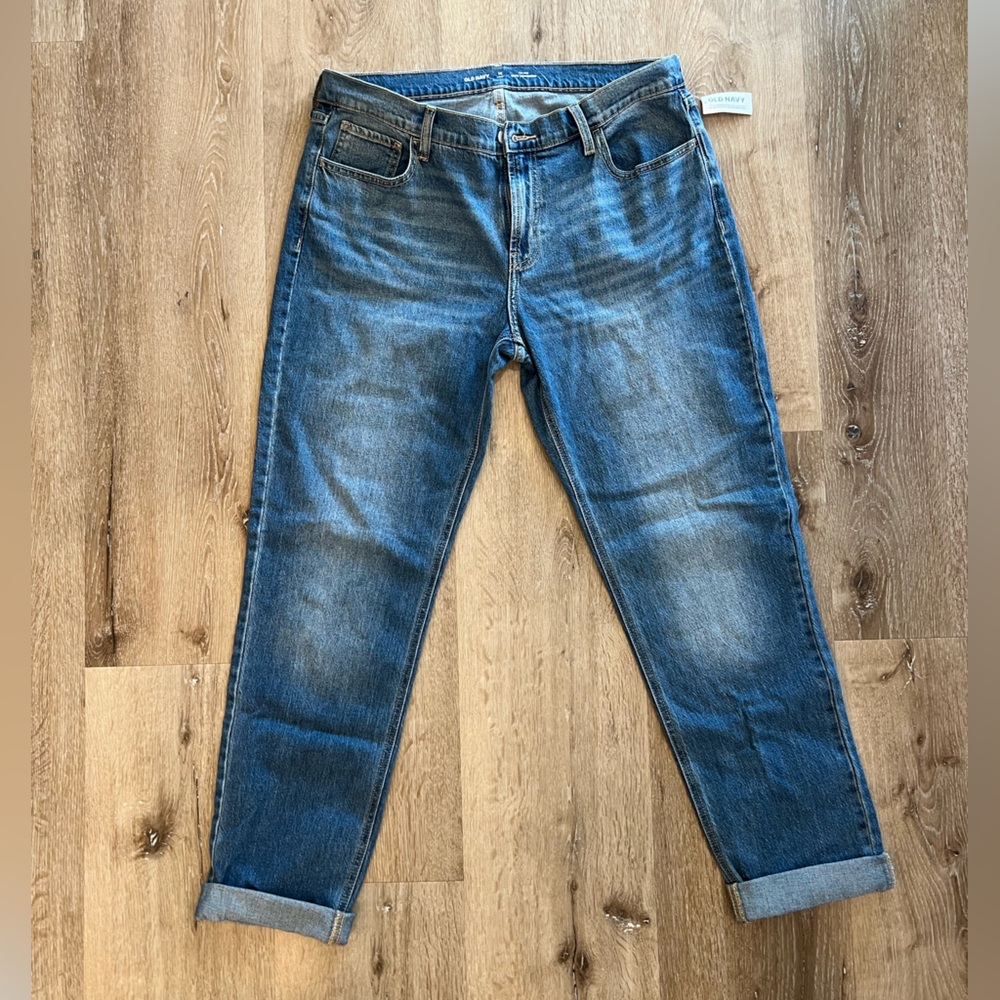 Old Navy boyfriend, mid rise